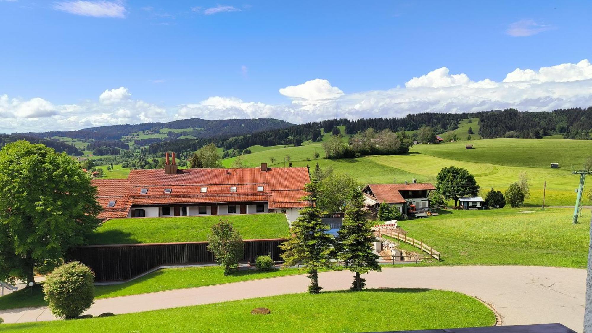 Fewo Allgaeuerle1605 Mit Hallenbad, Sauna, Tiefgarage Und Wlan Missen Wilhams Bagian luar foto